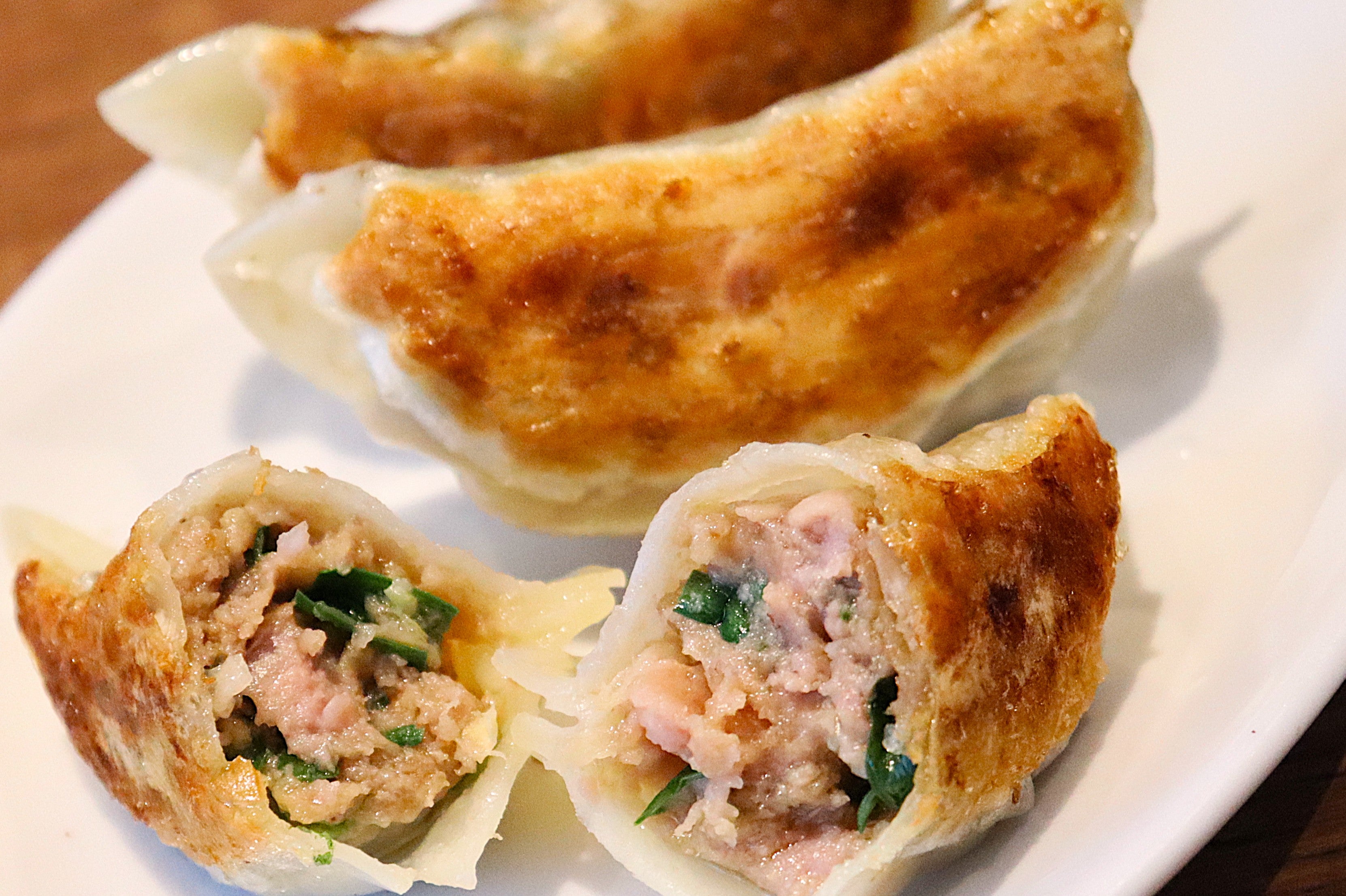 元祖恵比寿餃子とファーム餃子３種 【 全４種ハーフセット 】（60個入り）【送料無料】